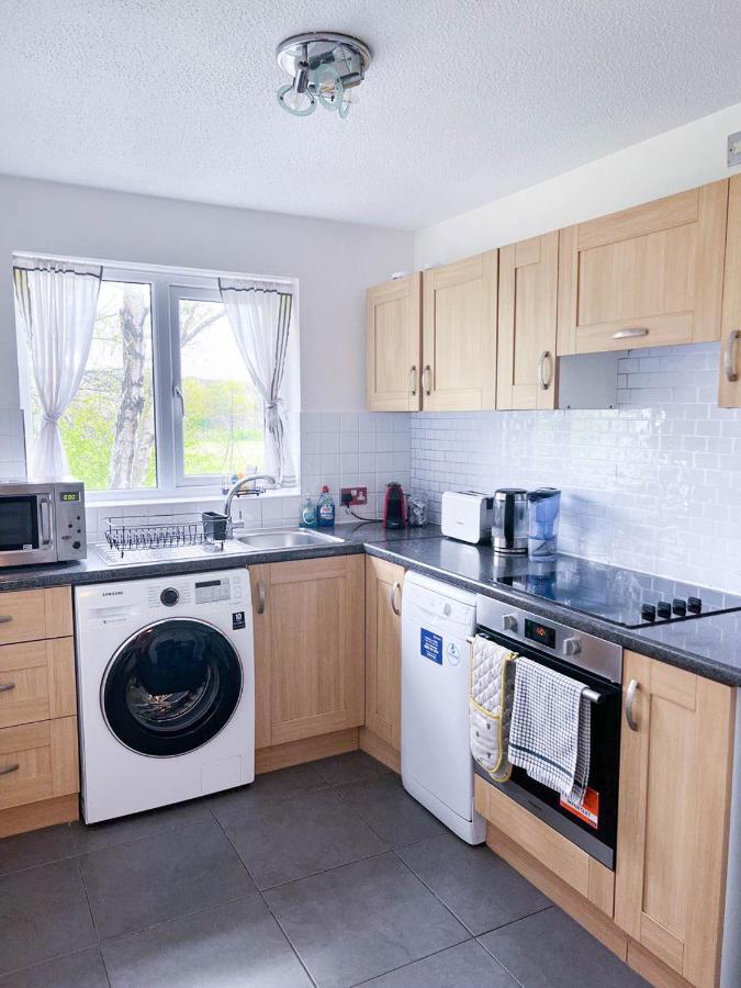 Lovely 2 Bedroom Flat With Free Parking, Great Transport Links To Central London, The Excel Centre, Canary Wharf And The O2! Exteriér fotografie